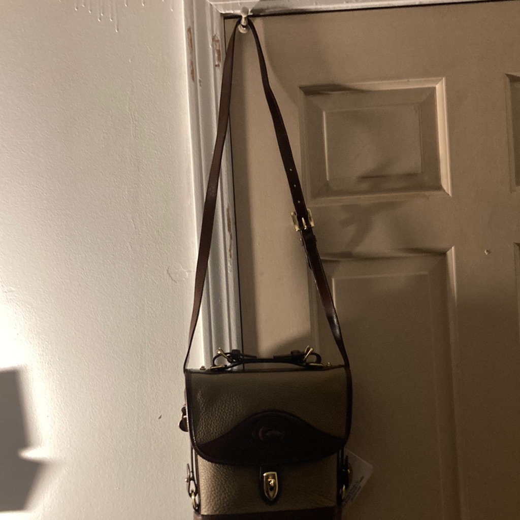 Dooney And Bourke Satchel Brand Nwt Dooney And Bourke Satchel Brand Nwt